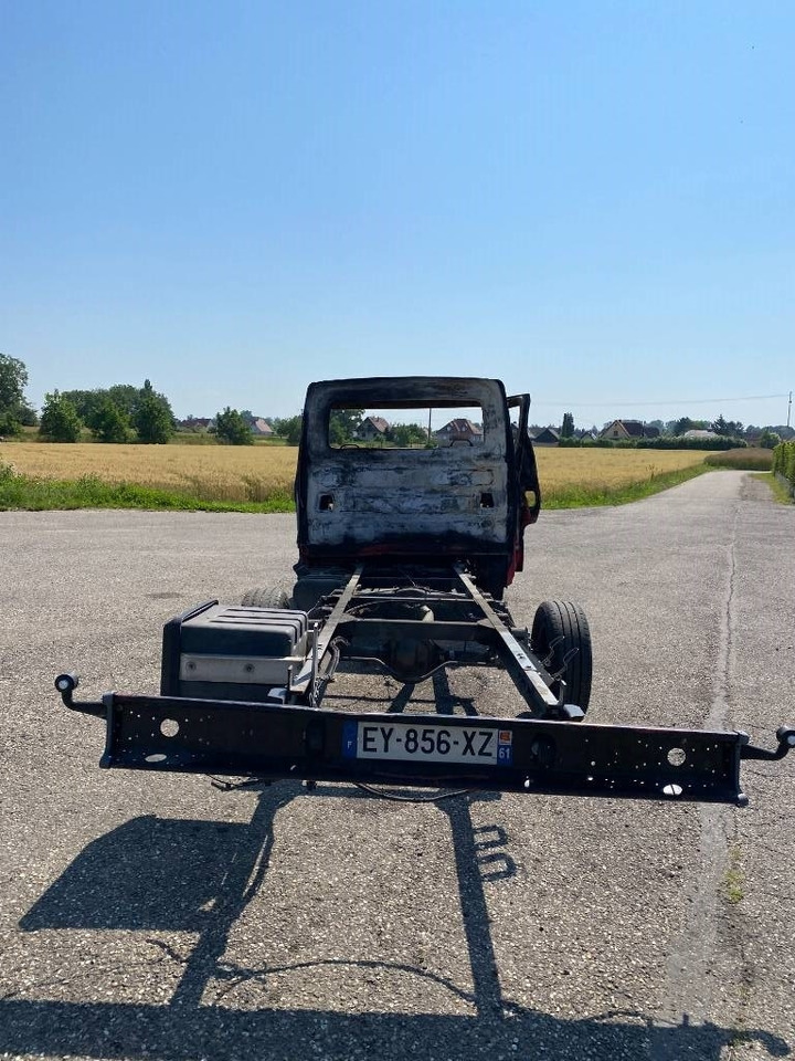 Iveco Châssis Cabine DAILY 33S12 / 2.3D 115 - Лекотоварен автомобил: снимка 5 Iveco Châssis Cabine DAILY 33S12 / 2.3D 115 - Лекотоварен автомобил: снимка 5