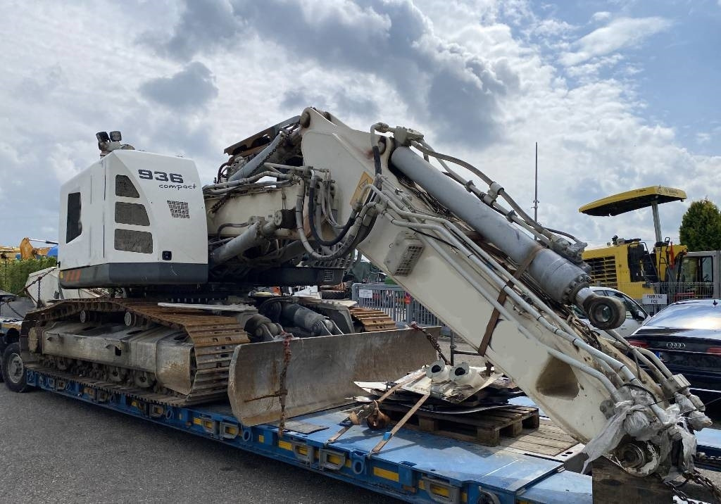 Liebherr R936 COMPACT NLC de 2022 Vente en pièces détachée - Гумени/ Метални вериги за Строителна техника: снимка 5 Liebherr R936 COMPACT NLC de 2022 Vente en pièces détachée - Гумени/ Метални вериги за Строителна техника: снимка 5
