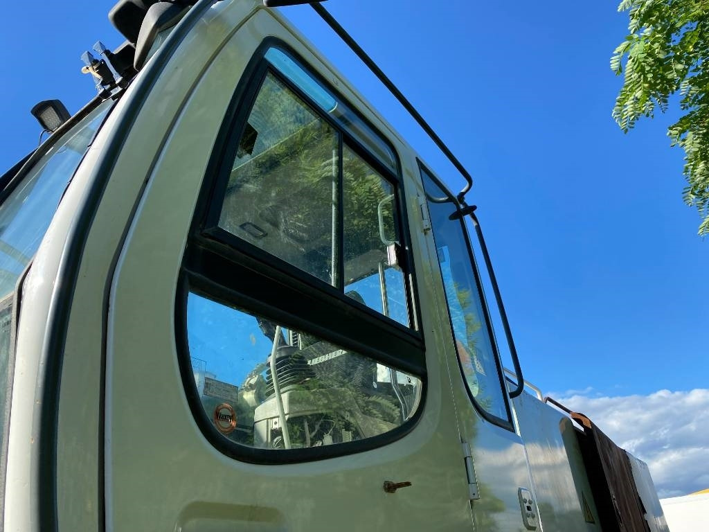 Гумени/ Метални вериги за Строителна техника Liebherr R964C LCV LITRONIC 2013 Vente en pièces détachée: снимка 31 Гумени/ Метални вериги за Строителна техника Liebherr R964C LCV LITRONIC 2013 Vente en pièces détachée: снимка 31