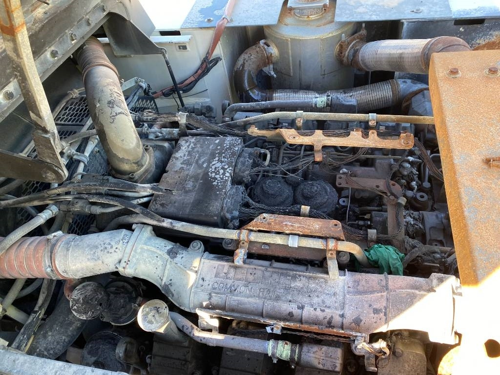 Гумени/ Метални вериги за Строителна техника Liebherr R964C LCV LITRONIC 2013 Vente en pièces détachée: снимка 10 Гумени/ Метални вериги за Строителна техника Liebherr R964C LCV LITRONIC 2013 Vente en pièces détachée: снимка 10