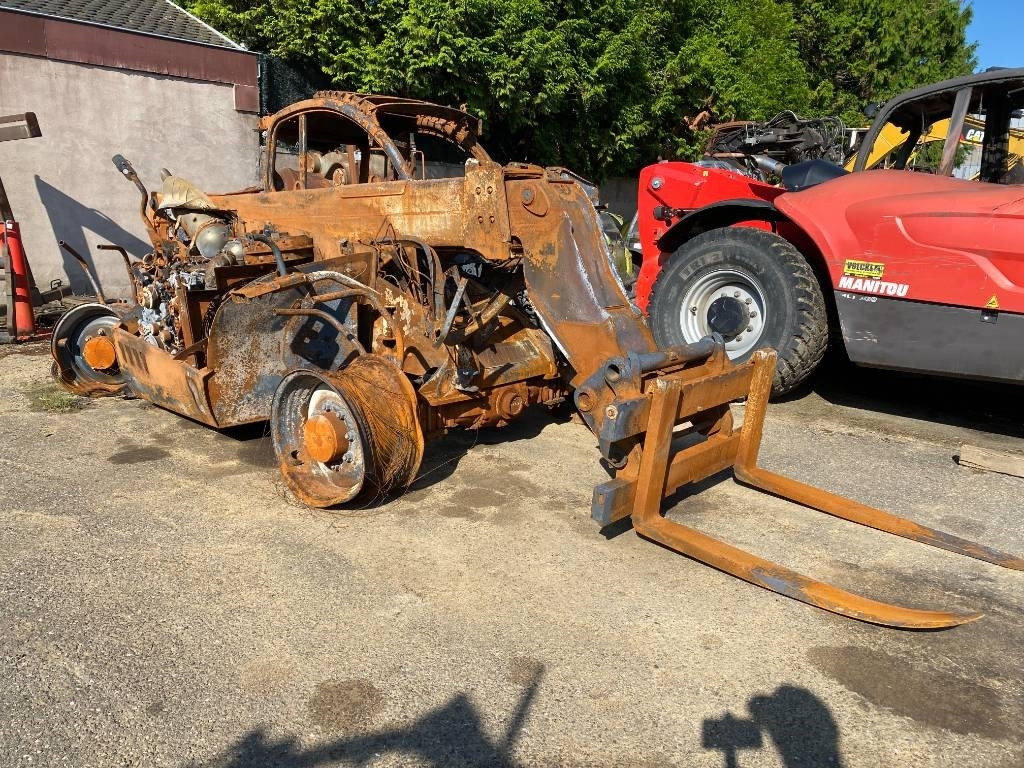 Manitou MLT 737 endommagé - Телескопичен товарач: снимка 3 Manitou MLT 737 endommagé - Телескопичен товарач: снимка 3