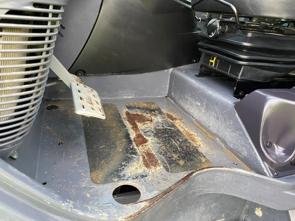 Телескопичен товарач Manitou MT1840easy 75D ST5S1 Model 2021 endommagé: снимка 26 Телескопичен товарач Manitou MT1840easy 75D ST5S1 Model 2021 endommagé: снимка 26