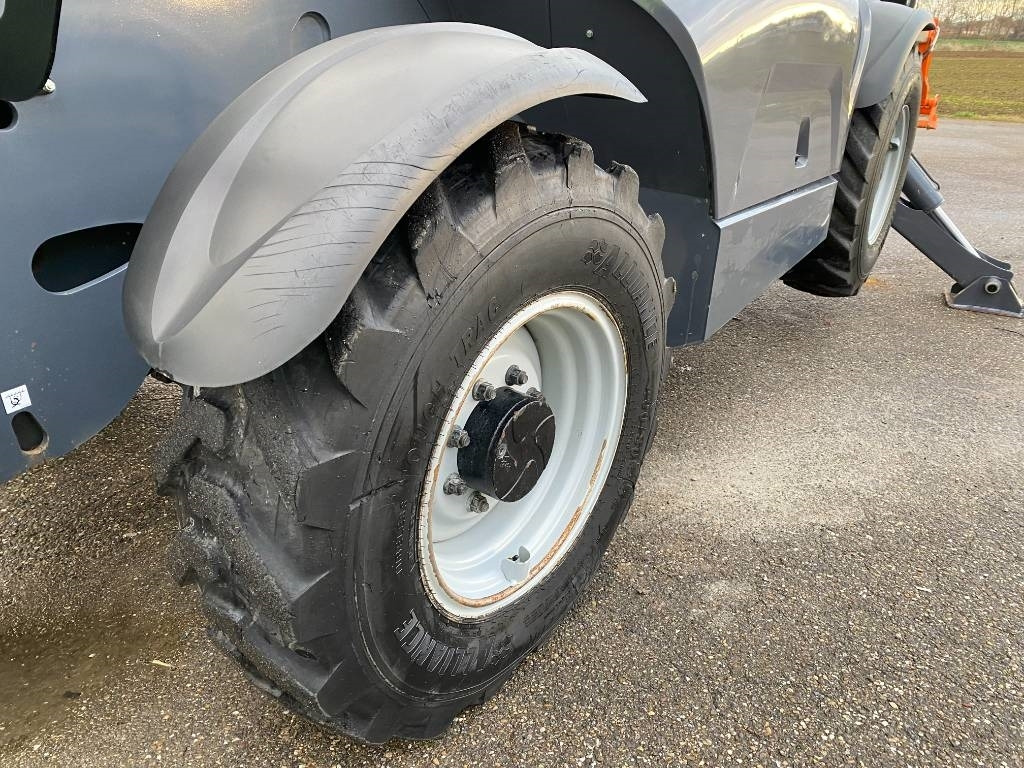 Телескопичен товарач Manitou MT1840easy 75D ST5S1 Model 2021 endommagé: снимка 37 Телескопичен товарач Manitou MT1840easy 75D ST5S1 Model 2021 endommagé: снимка 37