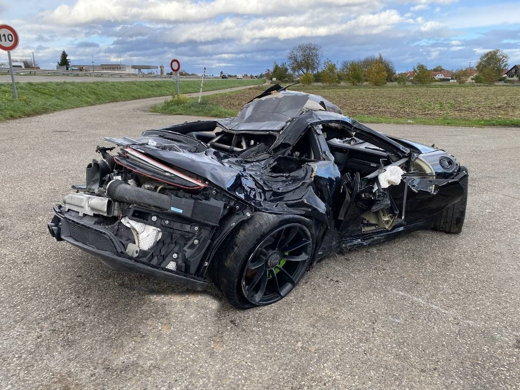 Porsche 911 GT3 RS (991) 4.0i 520 PDK7 Pack WEISSACH/RS  - Лек автомобил: снимка 4 Porsche 911 GT3 RS (991) 4.0i 520 PDK7 Pack WEISSACH/RS  - Лек автомобил: снимка 4