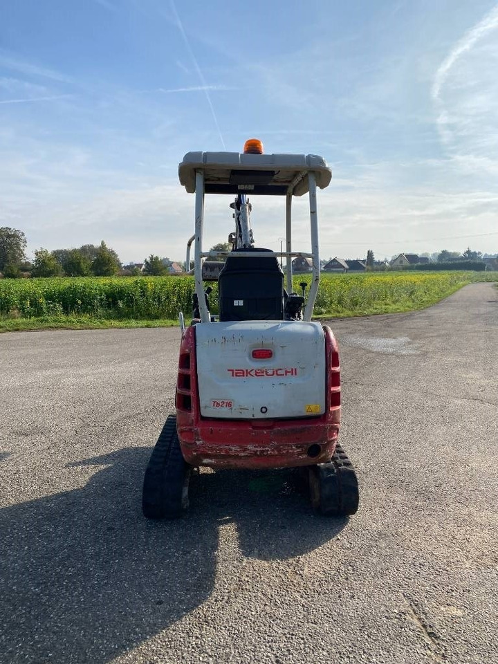 Takeuchi TB 216 /1er Main endommagée - Мини багер: снимка 5 Takeuchi TB 216 /1er Main endommagée - Мини багер: снимка 5