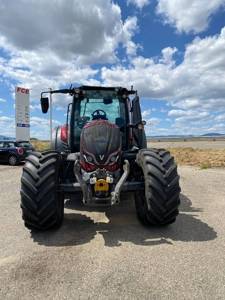 Valtra N 175 / DIRECT Variation Continue endommagé - Трактор: снимка 2 Valtra N 175 / DIRECT Variation Continue endommagé - Трактор: снимка 2