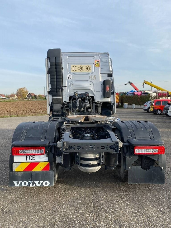 Volvo FH 460 / I-Save 1er Main endommagé - Влекач: снимка 5 Volvo FH 460 / I-Save 1er Main endommagé - Влекач: снимка 5