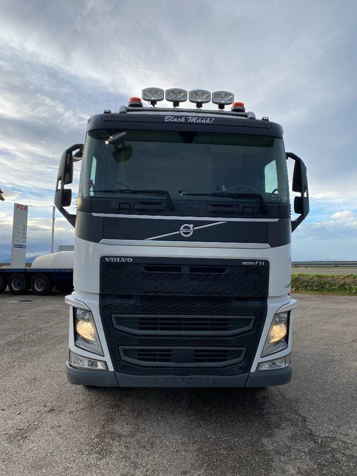 Volvo FH 460 6x4 /E6 VEB - Камион за дърва: снимка 2 Volvo FH 460 6x4 /E6 VEB - Камион за дърва: снимка 2