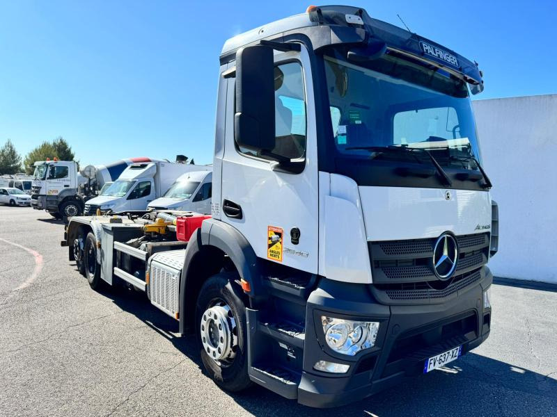 Mercedes Actros 2540 - Мултилифт с кука камион: снимка 3 Mercedes Actros 2540 - Мултилифт с кука камион: снимка 3
