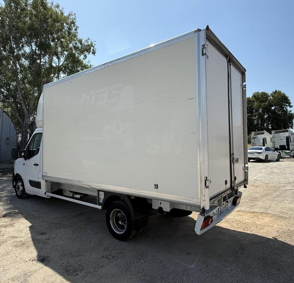 Renault Master 2.5 DCI 150 - Лекотоварен автомобил фургон: снимка 3 Renault Master 2.5 DCI 150 - Лекотоварен автомобил фургон: снимка 3
