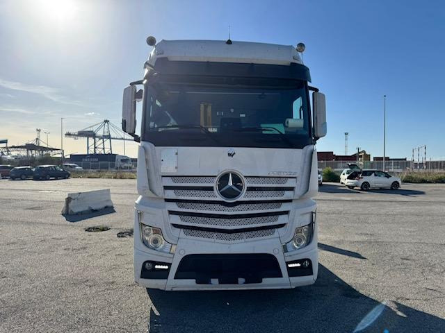 Mercedes ACTROS 1853 - Влекач: снимка 2 Mercedes ACTROS 1853 - Влекач: снимка 2