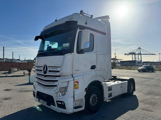 Mercedes ACTROS 1853 - Влекач: снимка 4 Mercedes ACTROS 1853 - Влекач: снимка 4