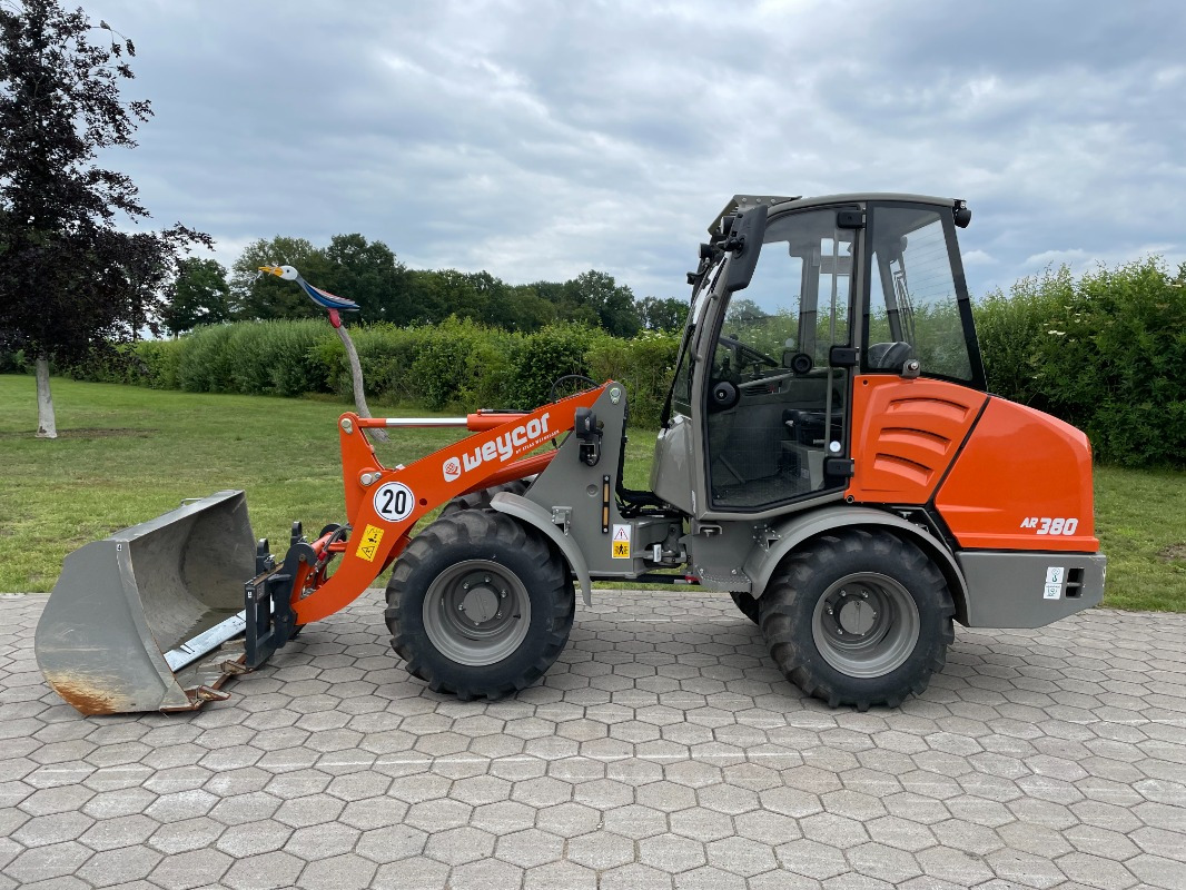 Atlas AR380 - Колесен товарач: снимка 3 Atlas AR380 - Колесен товарач: снимка 3