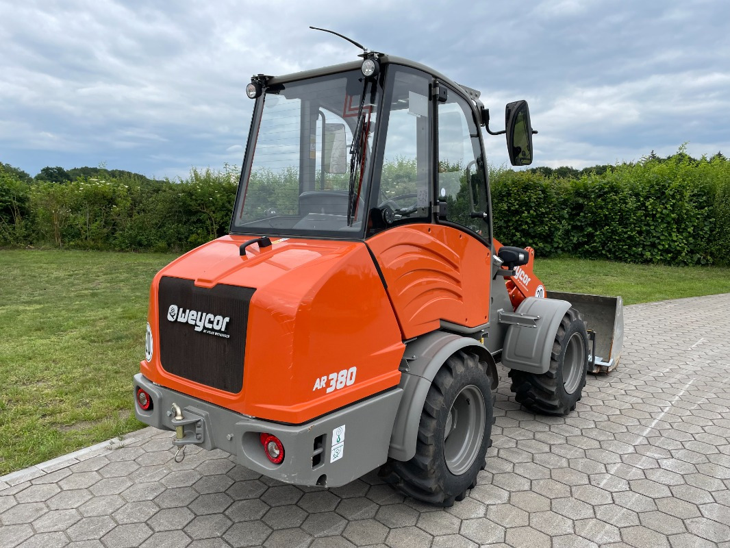 Atlas AR380 - Колесен товарач: снимка 2 Atlas AR380 - Колесен товарач: снимка 2