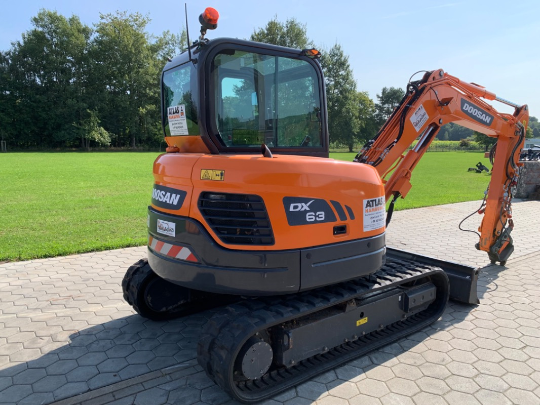 Doosan DX63-3 - Мини багер: снимка 2 Doosan DX63-3 - Мини багер: снимка 2
