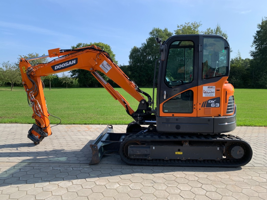 Doosan DX63-3 - Мини багер: снимка 3 Doosan DX63-3 - Мини багер: снимка 3