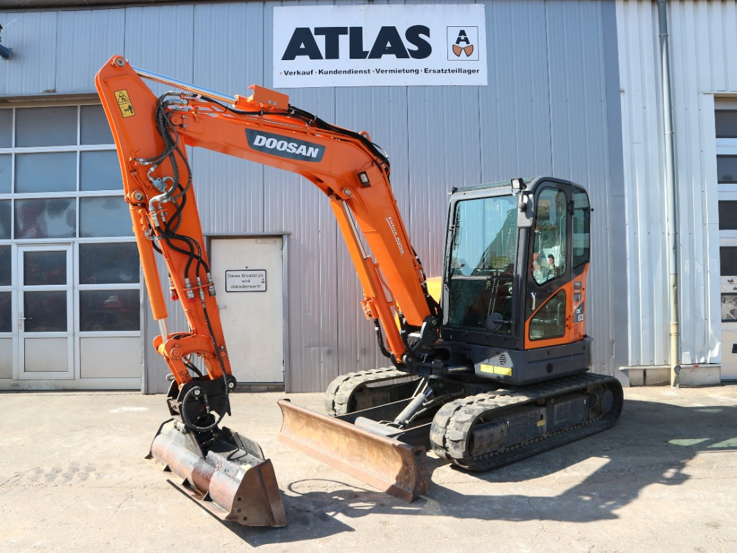Doosan DX63-3 - Мини багер: снимка 1 Doosan DX63-3 - Мини багер: снимка 1