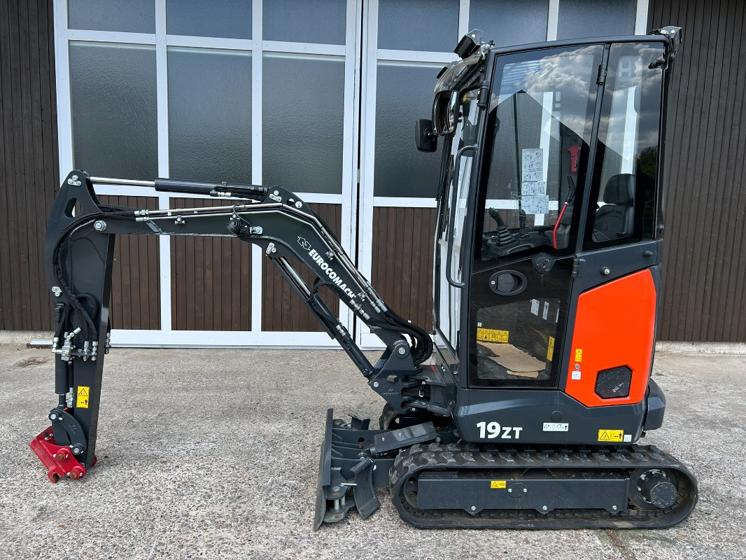 Eurocomach 19ZT - Мини багер: снимка 3 Eurocomach 19ZT - Мини багер: снимка 3