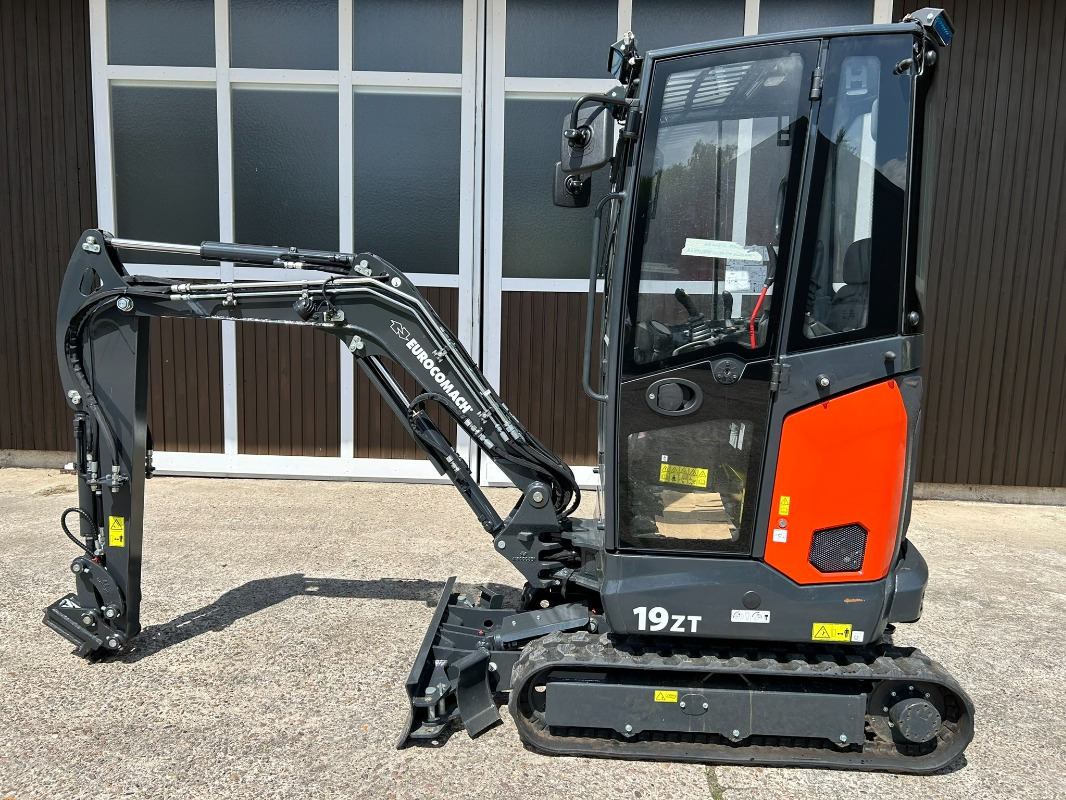 Eurocomach 19ZT - Мини багер: снимка 3 Eurocomach 19ZT - Мини багер: снимка 3