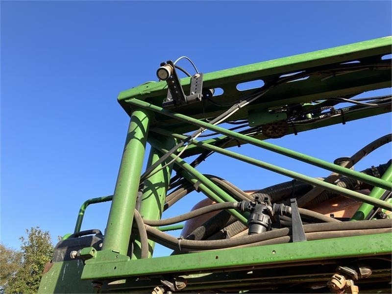 Amazone UX 4200 24m - Прикачна пръскачка: снимка 4 Amazone UX 4200 24m - Прикачна пръскачка: снимка 4