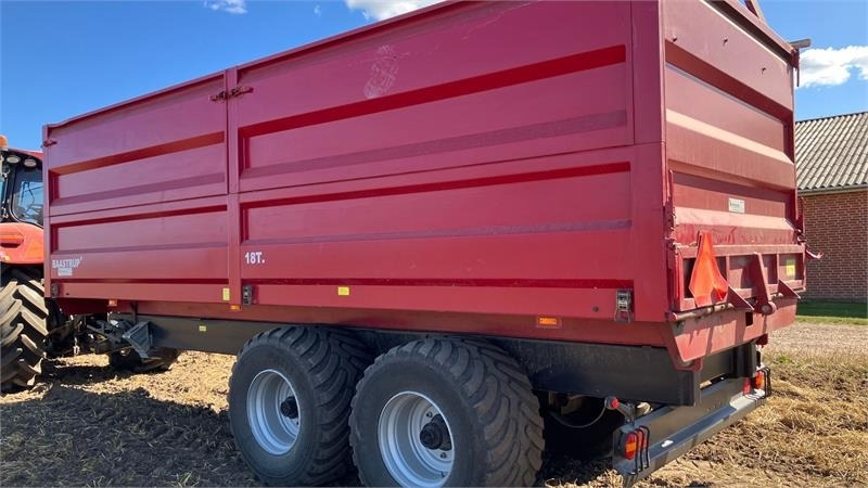 Селскостопанско ремарке самосвал Baastrup BTS 18 Tons Med tørrekanal: снимка 7
