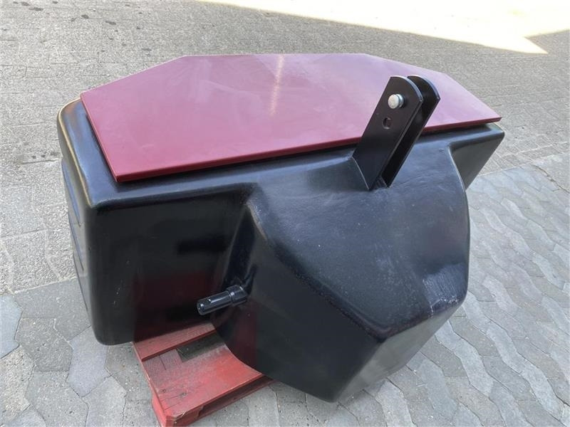 Case IH Frontvægtklods 1000kg - Противовес: снимка 3 Case IH Frontvægtklods 1000kg - Противовес: снимка 3
