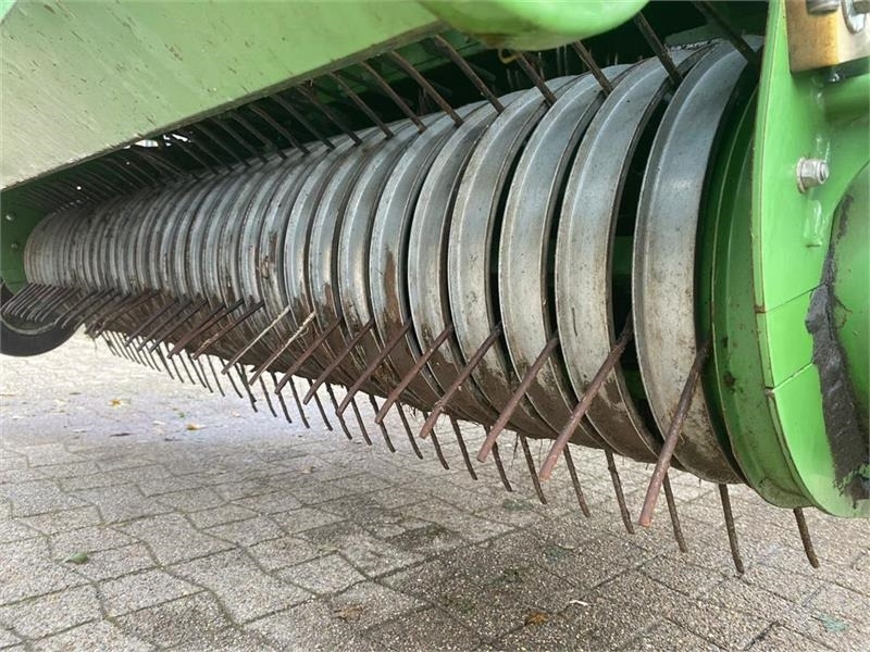 Krone CV 150 XC Extreme Comprima X-treme - Рулонна сламопреса: снимка 4 Krone CV 150 XC Extreme Comprima X-treme - Рулонна сламопреса: снимка 4