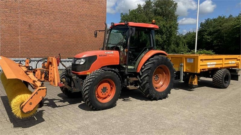 Kubota M8540N - Трактор: снимка 2 Kubota M8540N - Трактор: снимка 2