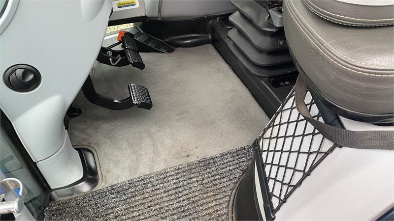 Трактор New Holland T7.270 AutoCommand T7.270: снимка 12