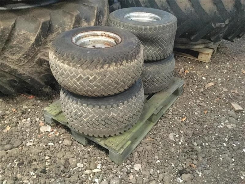 Trelleborg 26x12.00-12 Komplette hjul - Гума за Селскостопанска техника: снимка 1 Trelleborg 26x12.00-12 Komplette hjul - Гума за Селскостопанска техника: снимка 1