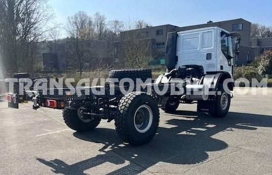 Iveco Eurocargo ML150E24WS 5.9L TURBO DIESEL 4x4 EURO3 CHASSIS CAB - EXPORT OUT EU - Шаси кабина: снимка 2 Iveco Eurocargo ML150E24WS 5.9L TURBO DIESEL 4x4 EURO3 CHASSIS CAB - EXPORT OUT EU - Шаси кабина: снимка 2