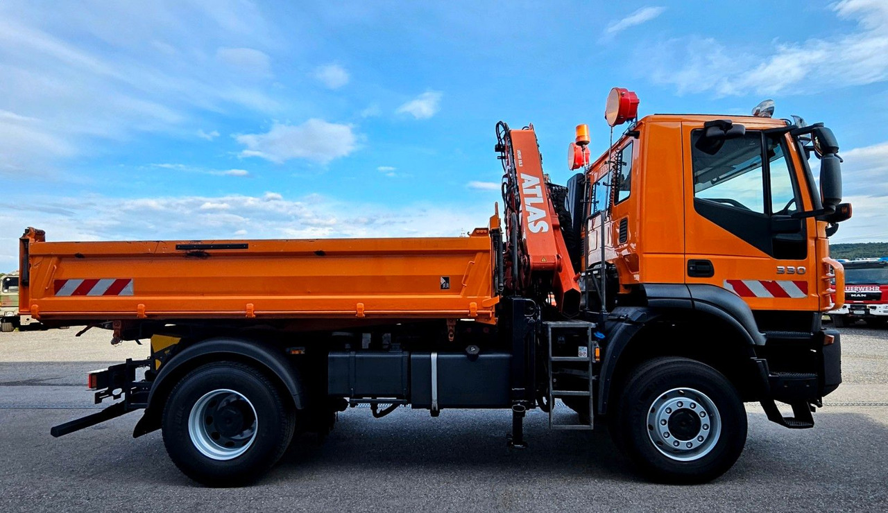 Iveco Trakker 190T33 4x4 Euro5 Kran Atlas Funk - Самосвал камион, Камион с кран: снимка 5 Iveco Trakker 190T33 4x4 Euro5 Kran Atlas Funk - Самосвал камион, Камион с кран: снимка 5