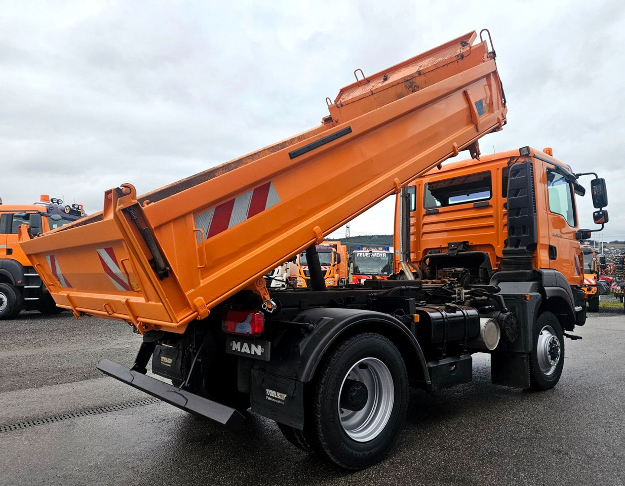 Самосвал камион MAN TGM 13.250 4x4 Euro5 Winterdienst: снимка 9 Самосвал камион MAN TGM 13.250 4x4 Euro5 Winterdienst: снимка 9