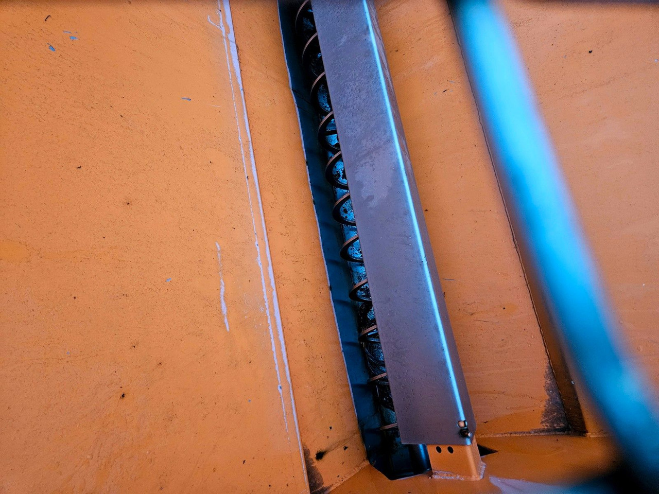 Самосвал камион MAN TGM 13.250 4x4 Euro5 Winterdienst: снимка 29 Самосвал камион MAN TGM 13.250 4x4 Euro5 Winterdienst: снимка 29