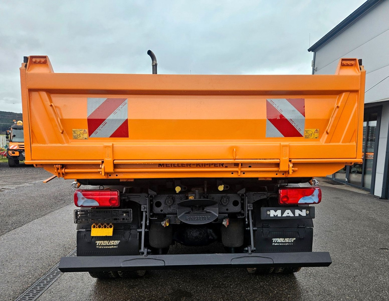 Самосвал камион MAN TGM 13.250 4x4 Euro5 Winterdienst: снимка 16 Самосвал камион MAN TGM 13.250 4x4 Euro5 Winterdienst: снимка 16