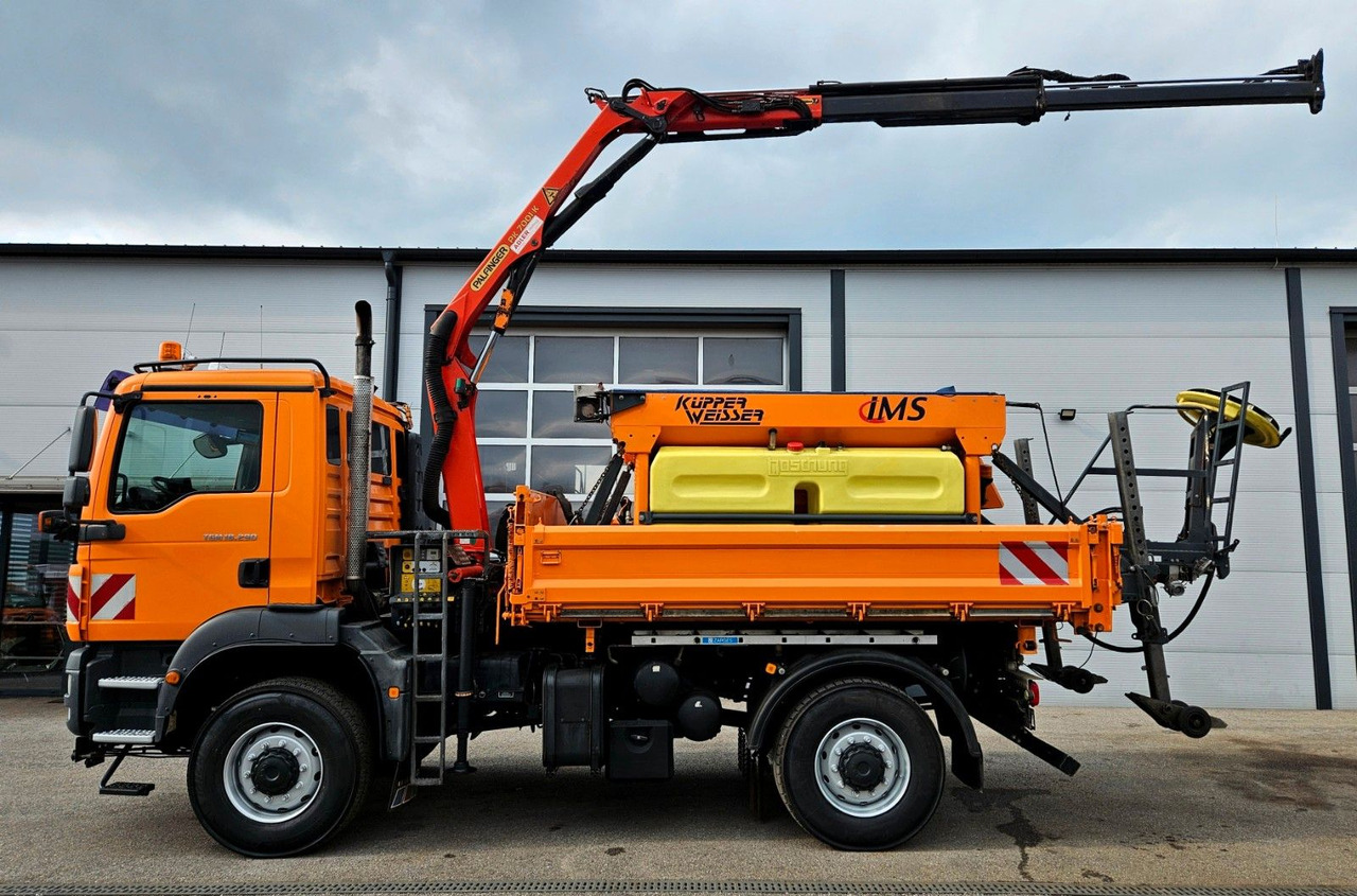 MAN TGM 18.290 4x4 Palfinger PK7001 Kran Funk Euro5 - Самосвал камион, Камион с кран: снимка 2 MAN TGM 18.290 4x4 Palfinger PK7001 Kran Funk Euro5 - Самосвал камион, Камион с кран: снимка 2