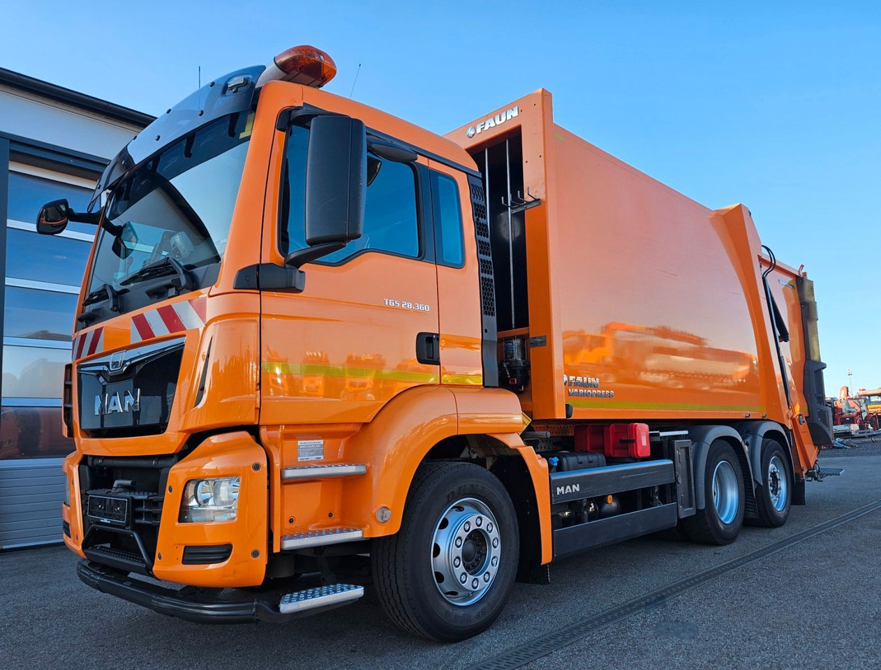 MAN TGS 28.360 Euro6 FAUN VARIOPRESS II Zoeller - Боклукчийска кола: снимка 1 MAN TGS 28.360 Euro6 FAUN VARIOPRESS II Zoeller - Боклукчийска кола: снимка 1
