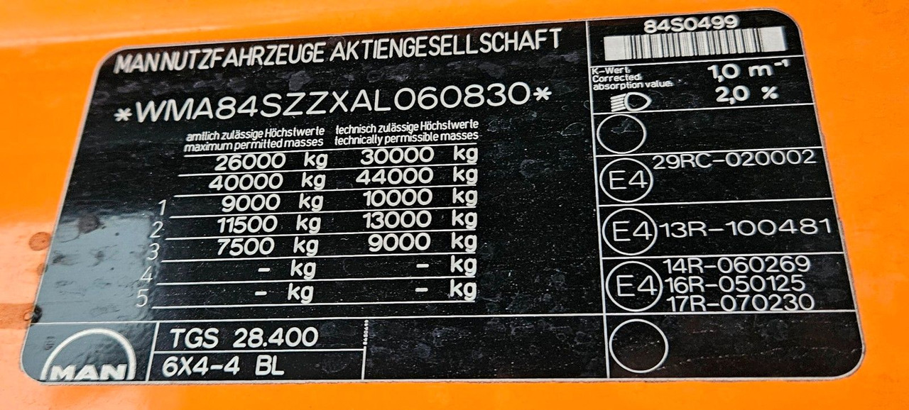 Самосвал камион MAN TGS 28.400 6x4-4 BL Winterdienst Schmidt Euro5: снимка 13 Самосвал камион MAN TGS 28.400 6x4-4 BL Winterdienst Schmidt Euro5: снимка 13