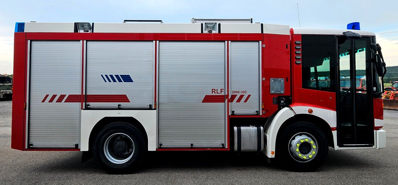 Mercedes-Benz 1829 Feuerwehr Ziegler RLF 2000/300 TLF Winde - Пожарна кола: снимка 5 Mercedes-Benz 1829 Feuerwehr Ziegler RLF 2000/300 TLF Winde - Пожарна кола: снимка 5