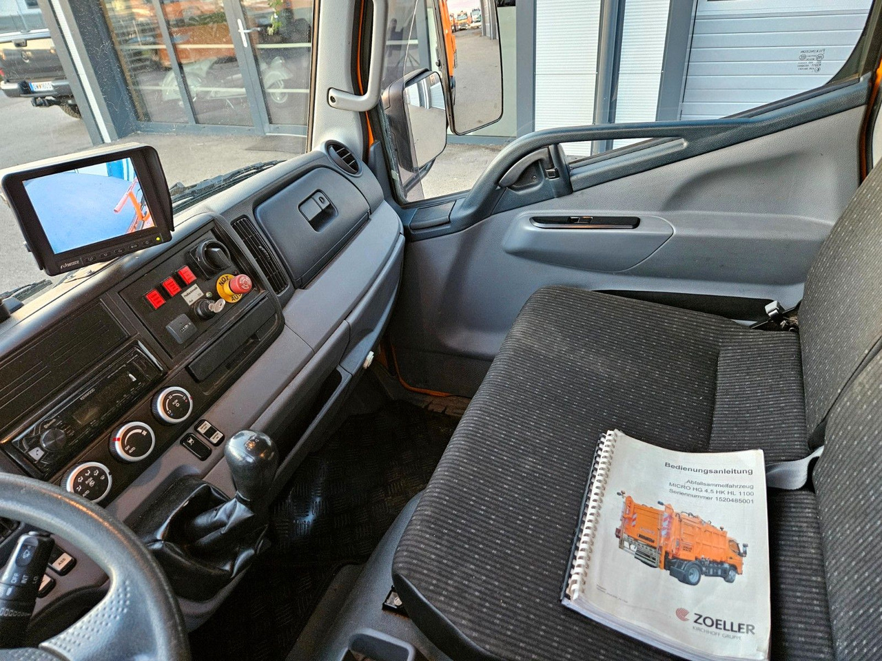 Боклукчийска кола Mitsubishi Fuso Canter 6S15 Zoeller Micro Müllpresse: снимка 13