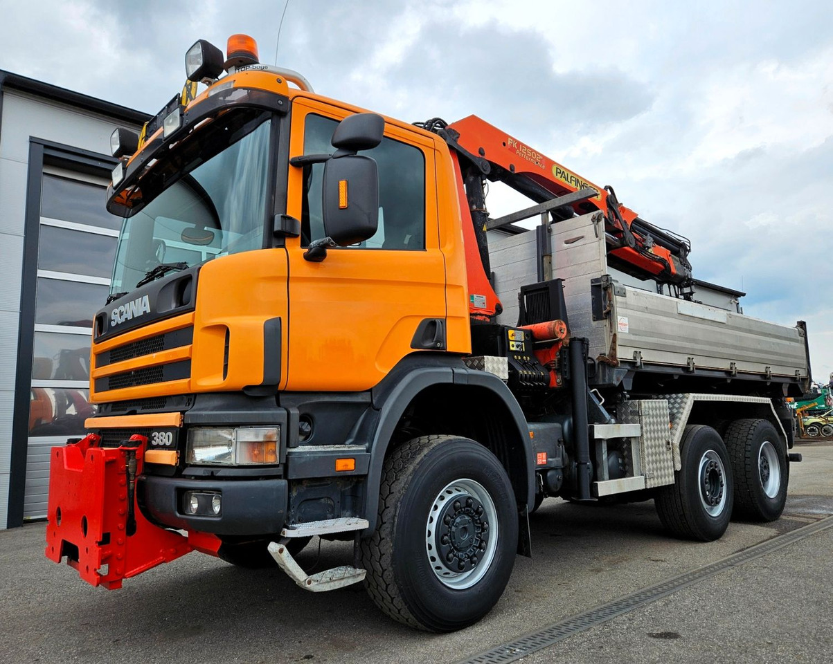 Scania P114 380 6x4-4 Palfinger PK12502 Kran Funk - Самосвал камион, Камион с кран: снимка 3 Scania P114 380 6x4-4 Palfinger PK12502 Kran Funk - Самосвал камион, Камион с кран: снимка 3