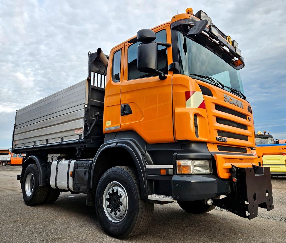 Scania R380 4x4 Winterdienst Euro4 - Самосвал камион: снимка 1 Scania R380 4x4 Winterdienst Euro4 - Самосвал камион: снимка 1