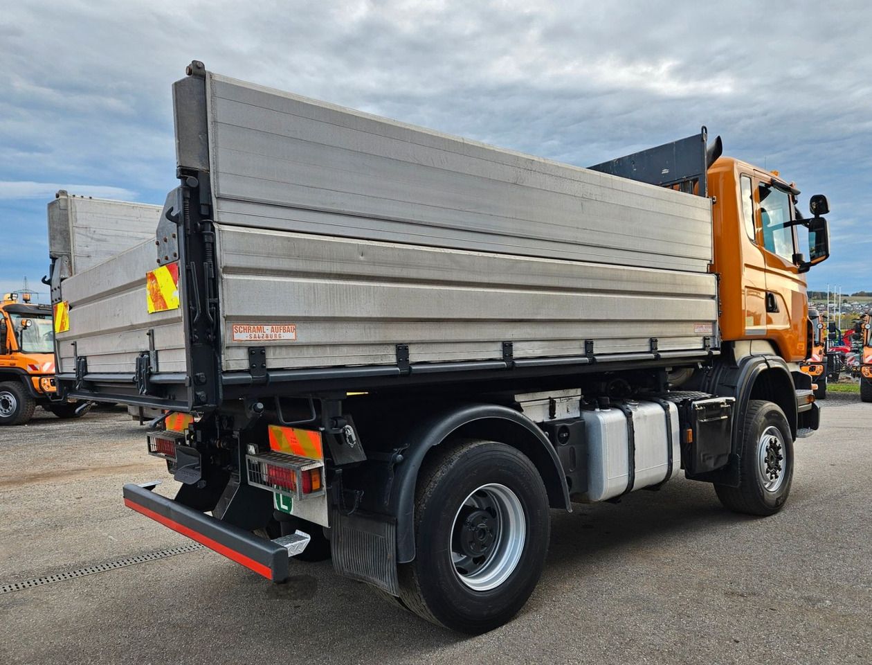 Scania R380 4x4 Winterdienst Euro4 - Самосвал камион: снимка 3 Scania R380 4x4 Winterdienst Euro4 - Самосвал камион: снимка 3