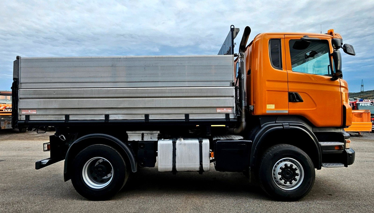 Scania R380 4x4 Winterdienst Euro4 - Самосвал камион: снимка 2 Scania R380 4x4 Winterdienst Euro4 - Самосвал камион: снимка 2