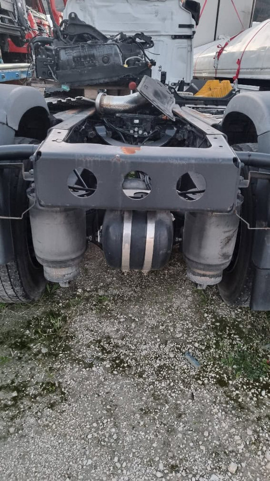 MAN TGX E6 pezzi di ricambio - Резервни части за Камион: снимка 5 MAN TGX E6 pezzi di ricambio - Резервни части за Камион: снимка 5