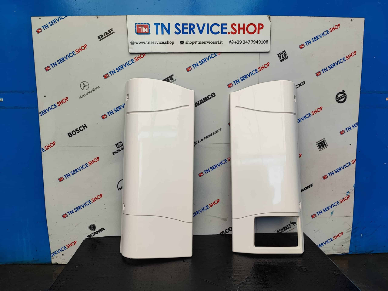 Porte motore frigo Carrier Vector 1550 nuove - Резервни части за Хладилен агрегат: снимка 1 Porte motore frigo Carrier Vector 1550 nuove - Резервни части за Хладилен агрегат: снимка 1