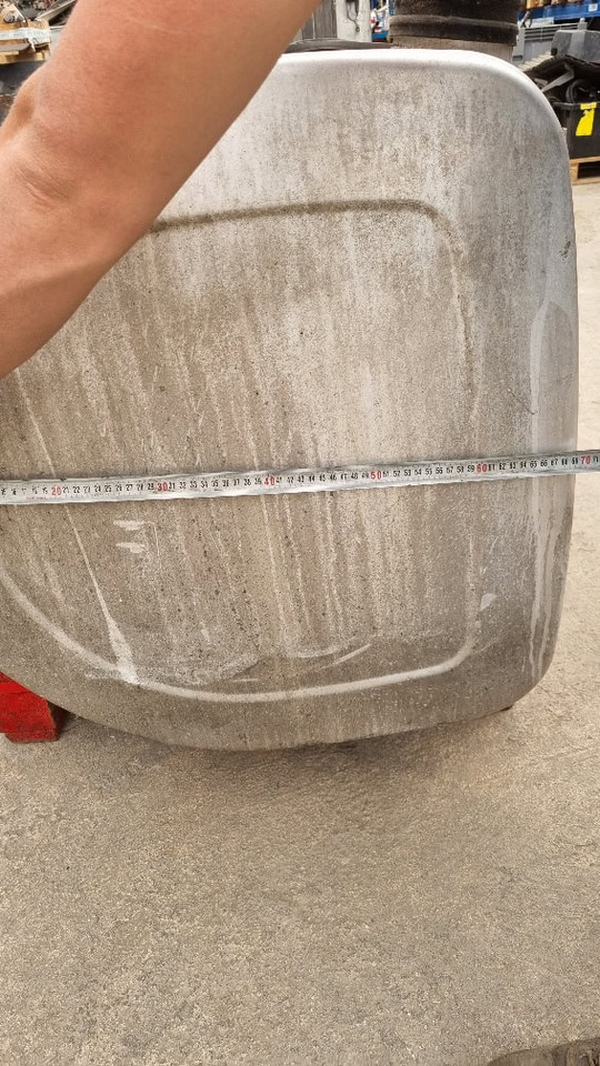 Serbatoio Volvo 570 lt - Резервоар за гориво за Камион: снимка 4 Serbatoio Volvo 570 lt - Резервоар за гориво за Камион: снимка 4