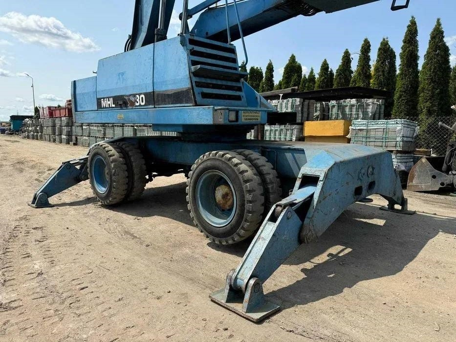 Koparka przeładunkowa Fuchs MHL 330 - Багер за манипулиране на материали: снимка 5 Koparka przeładunkowa Fuchs MHL 330 - Багер за манипулиране на материали: снимка 5