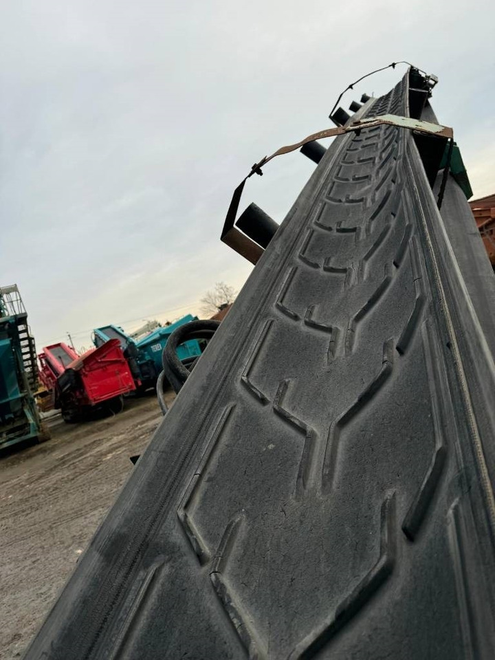 Лизинг на PowerScreen Chieftain 1700 PowerScreen Chieftain 1700: снимка 11 Лизинг на PowerScreen Chieftain 1700 PowerScreen Chieftain 1700: снимка 11