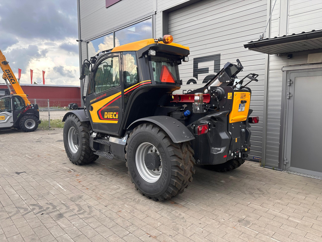 Dieci Agri Max 65.8 VS EVO2 - Телескопичен товарач: снимка 3 Dieci Agri Max 65.8 VS EVO2 - Телескопичен товарач: снимка 3